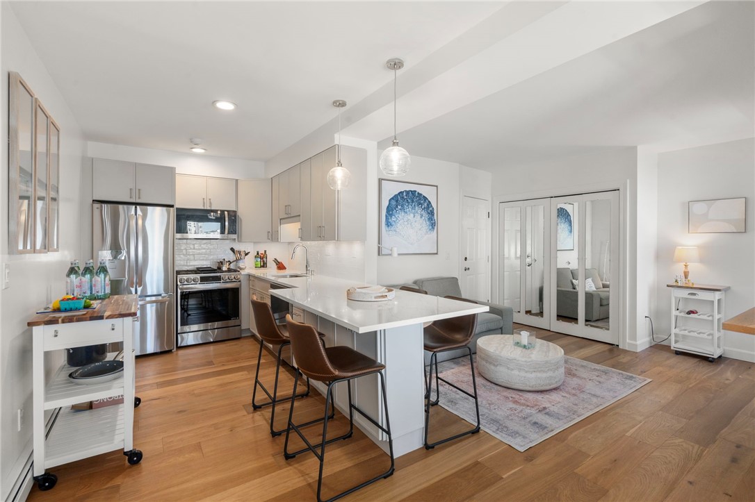 58 Washington Street, Unit 3 Newport, RI 02840 - Photo 3 of 25
