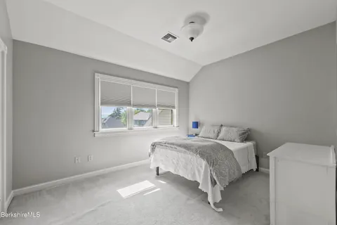 $839,900 | 35 Meadow Ridge Drive, Pittsfield, MA 01201