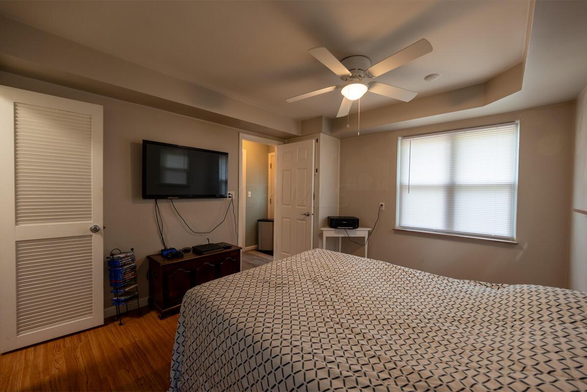 285 Castor Road Mansfield, OH 44904 - Photo 15 of 32 Primary Suite