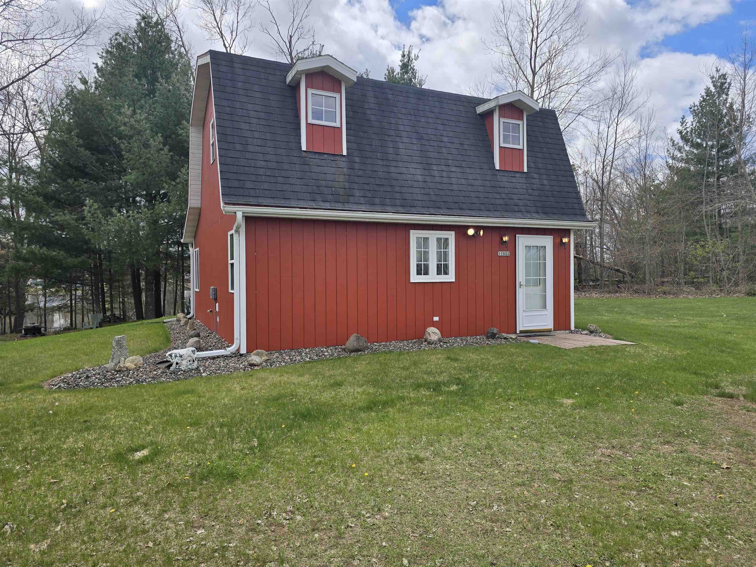 11922 Highway 32 Suring, WI 54174 - Photo 2 of 17