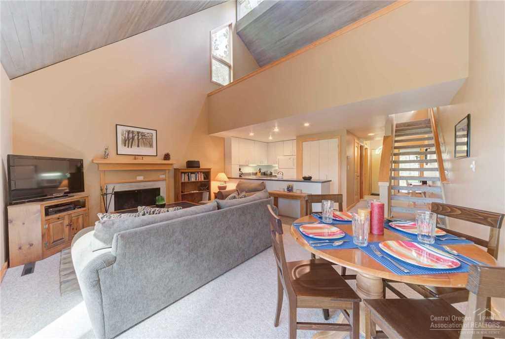 57289 Overlook Road, Unit 14 Sunriver, OR 97707 - Photo 5 of 10 Additional Photo