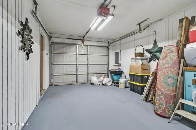 $189,900 | 33 Big Horn Loop, Unit 2, Crossville, TN 38572