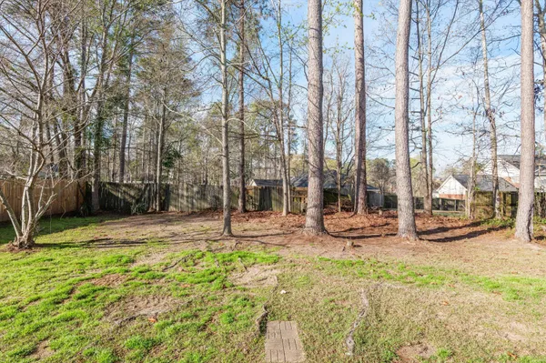 $2,200 | 1330 Shadow Oak Drive, Evans, GA 30809