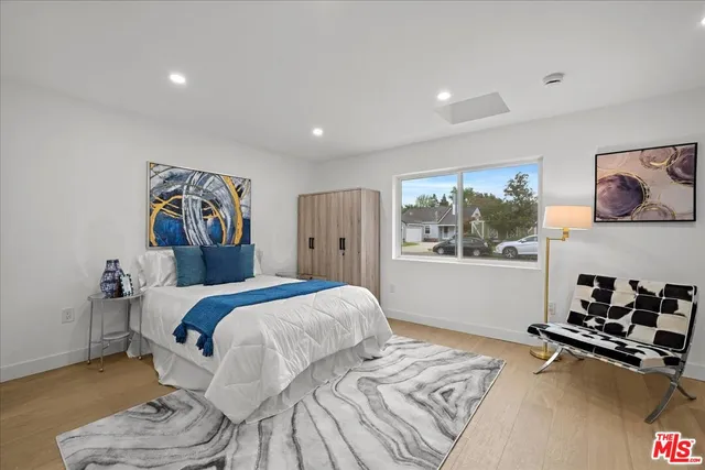 $1,800 | 5813 Saloma Avenue, Sherman Oaks, CA 91411