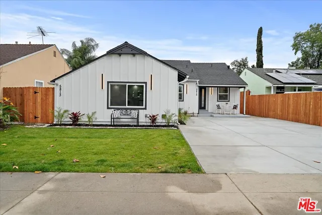 $1,800 | 5813 Saloma Avenue, Sherman Oaks, CA 91411