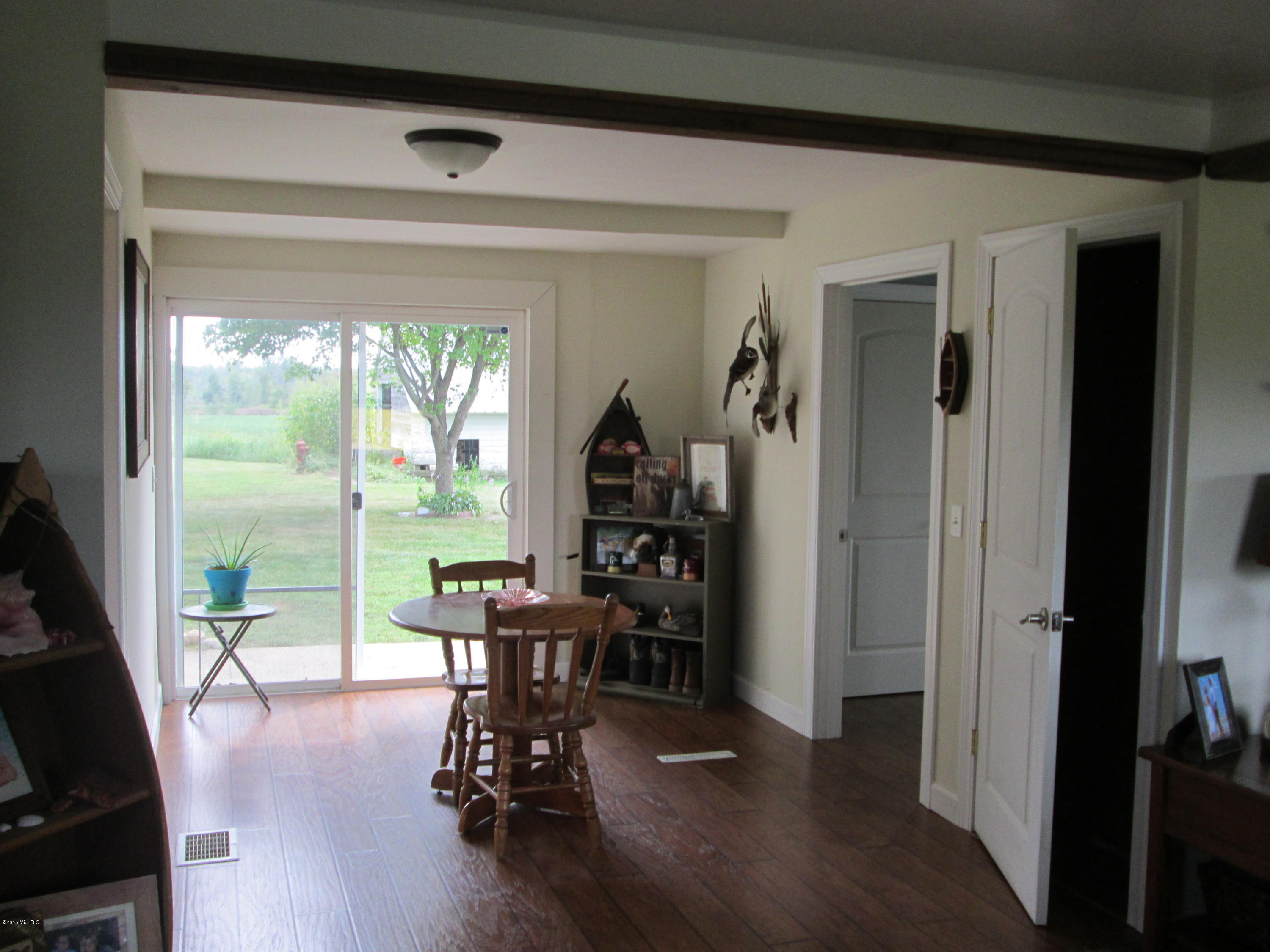 11429 Millers Mill Road Constantine, MI 49042 - Photo 11 of 31 Dining Area