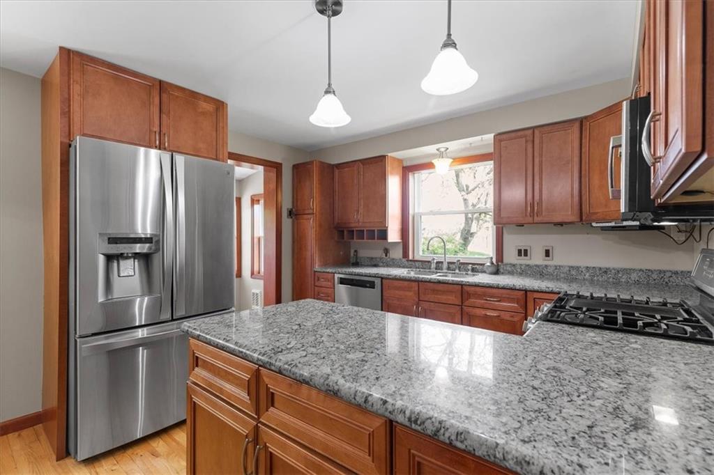 5388 Library Road Bethel Park, PA 15102 - Photo 6 of 49 Gallery Image 6