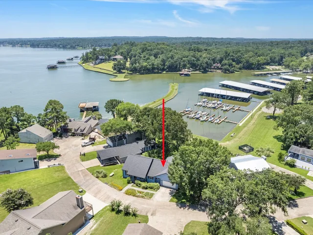 $390,000 | 220 Harbour Row Drive, Coldspring, TX 77331