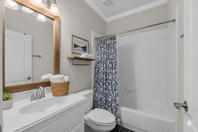 $390,000 | 220 Harbour Row Drive, Coldspring, TX 77331