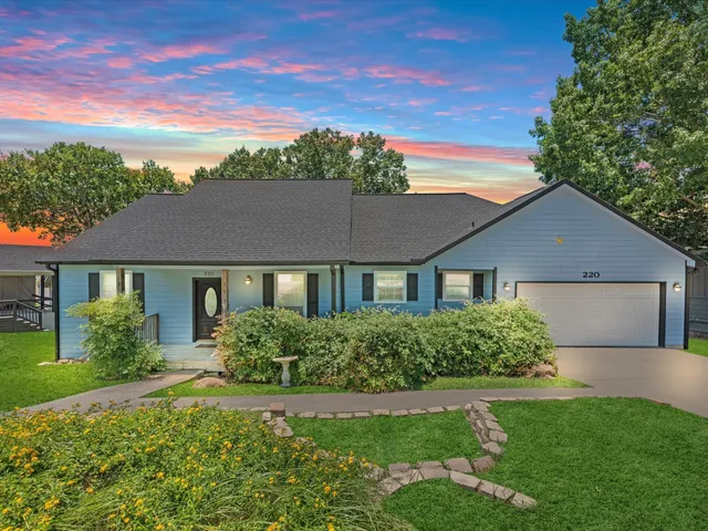 $390,000 | 220 Harbour Row Drive, Coldspring, TX 77331