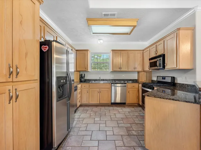 $390,000 | 220 Harbour Row Drive, Coldspring, TX 77331