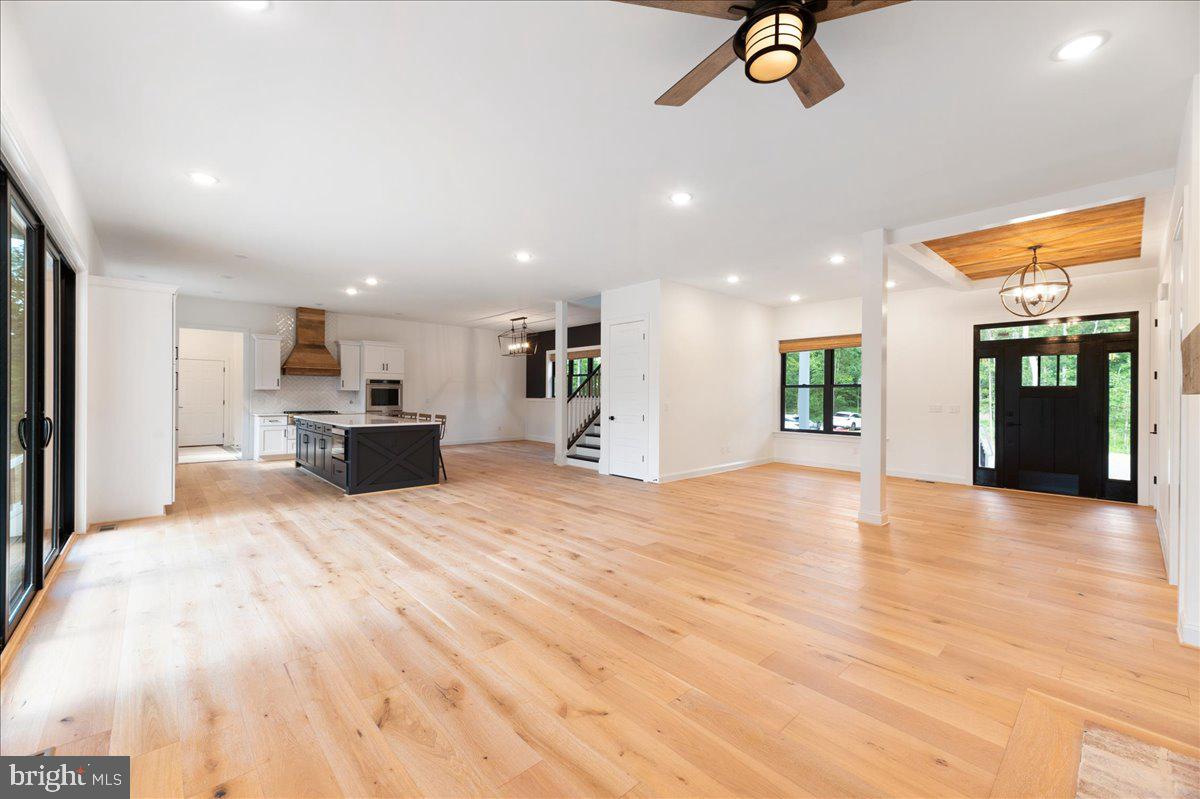 8810 Buckland Mill Road Gainesville, VA 20155 - Photo 8 of 61 Gallery Image 8
