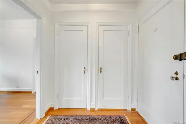 $2,295 | 14 Chatsworth Avenue, Unit 5G, Larchmont, NY 10538