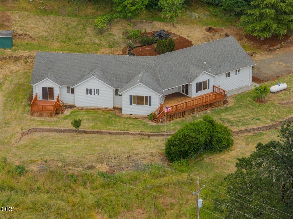 38289 South Ruby Loop Scio, OR 97374 - Photo 5 of 52