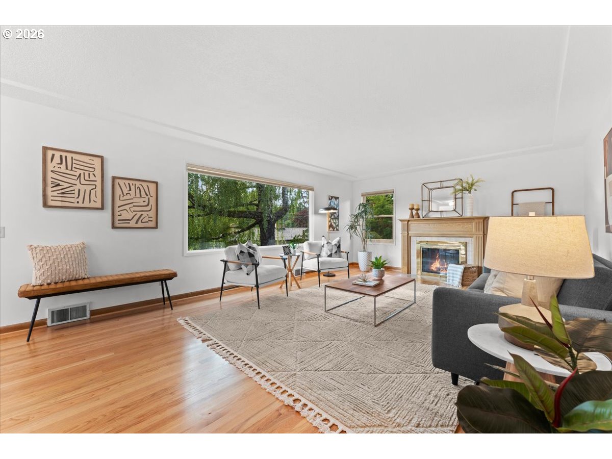 6900 Southwest 4th Avenue Portland, OR 97219 - Photo 7 of 48