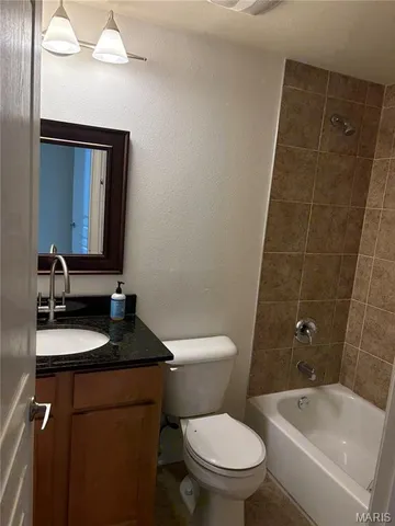 $134,900 | 5683 Waterman Boulevard, Unit 2W, St. Louis, MO 63112