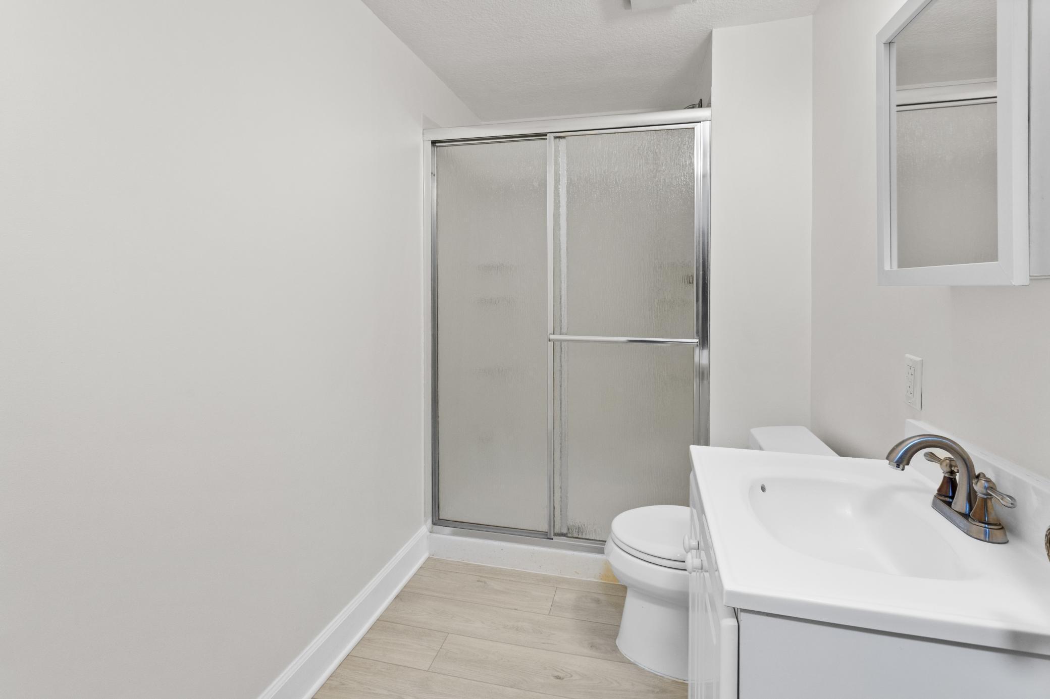 4670 Ridge Cliff Drive Eagan, MN 55122 - Photo 12 of 20