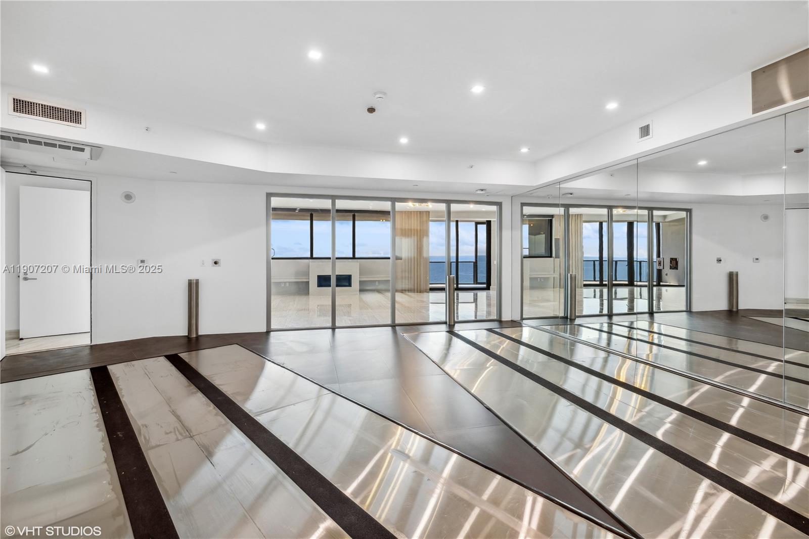 18555 Collins Avenue, Unit 1101 Sunny Isles Beach, FL 33160 - Photo 45 of 46 a view of a living room and living room