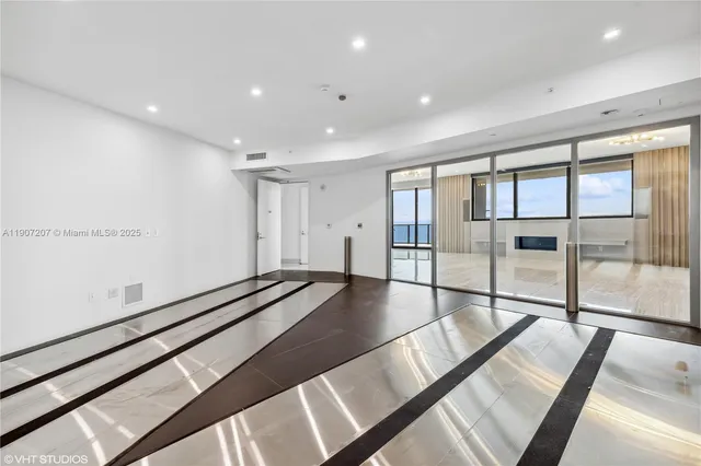 $4,200,000 | 18555 Collins Avenue, Unit 1101, Sunny Isles Beach, FL 33160