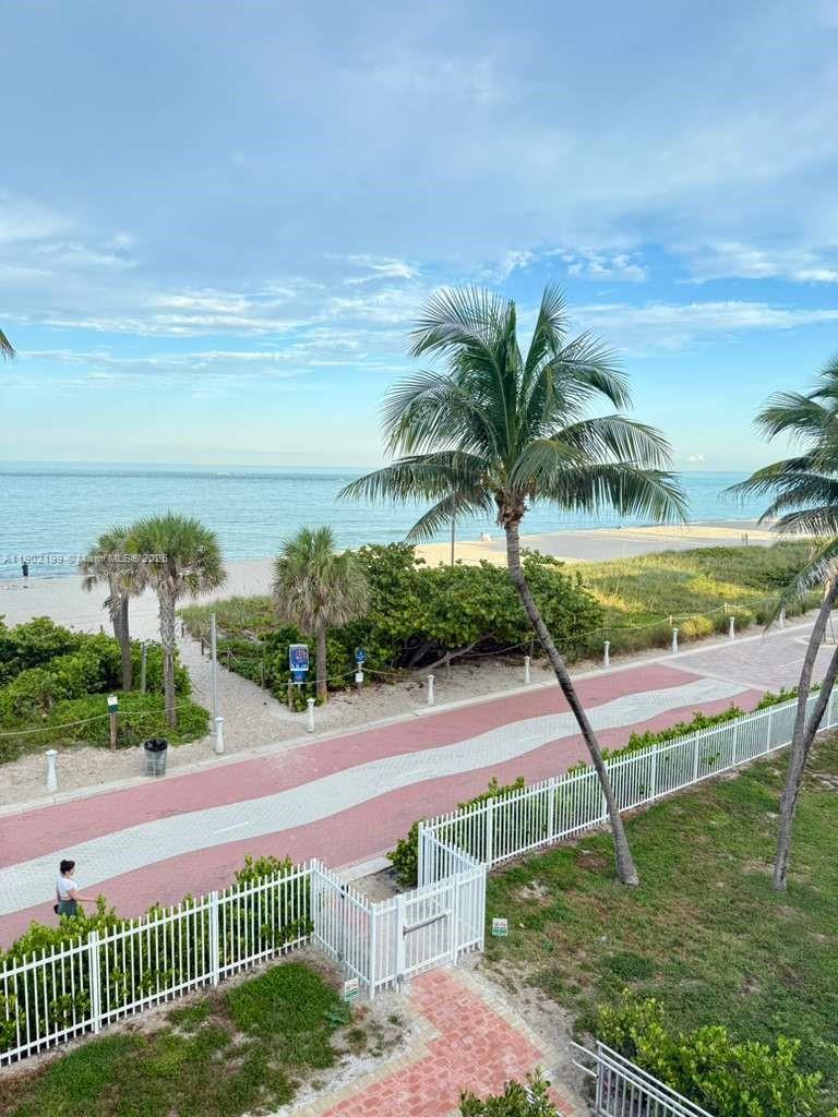5401 Collins Avenue, Unit 131 Miami Beach, FL 33140 - Photo 30 of 33 a view of a yard and entertaining space