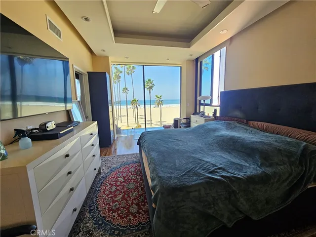 $2,997,000 | 3009 Ocean Front Walk, Venice, CA 90291