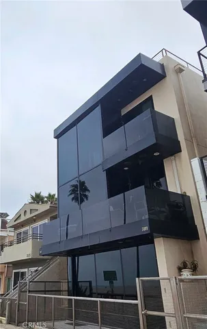 $2,997,000 | 3009 Ocean Front Walk, Venice, CA 90291