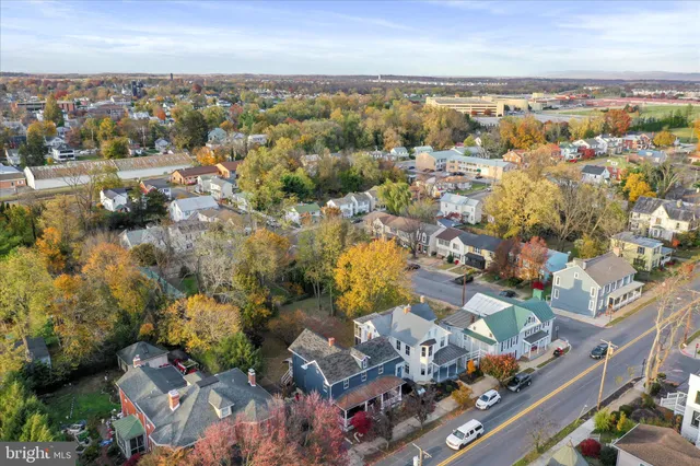 $465,000 | 316 East Washington Street, Charles Town, WV 25414