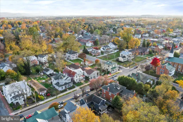 $465,000 | 316 East Washington Street, Charles Town, WV 25414