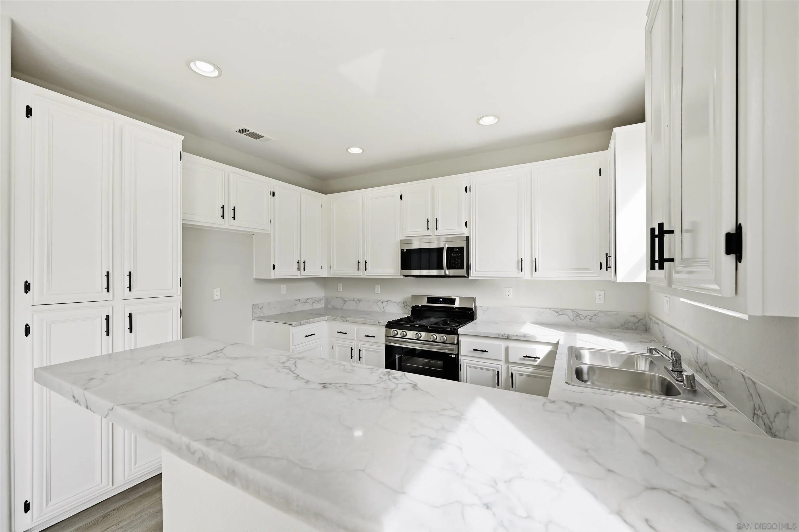 2732 Crown Ridge Road, Unit 3 Chula Vista, CA 91915 - Photo 6 of 25