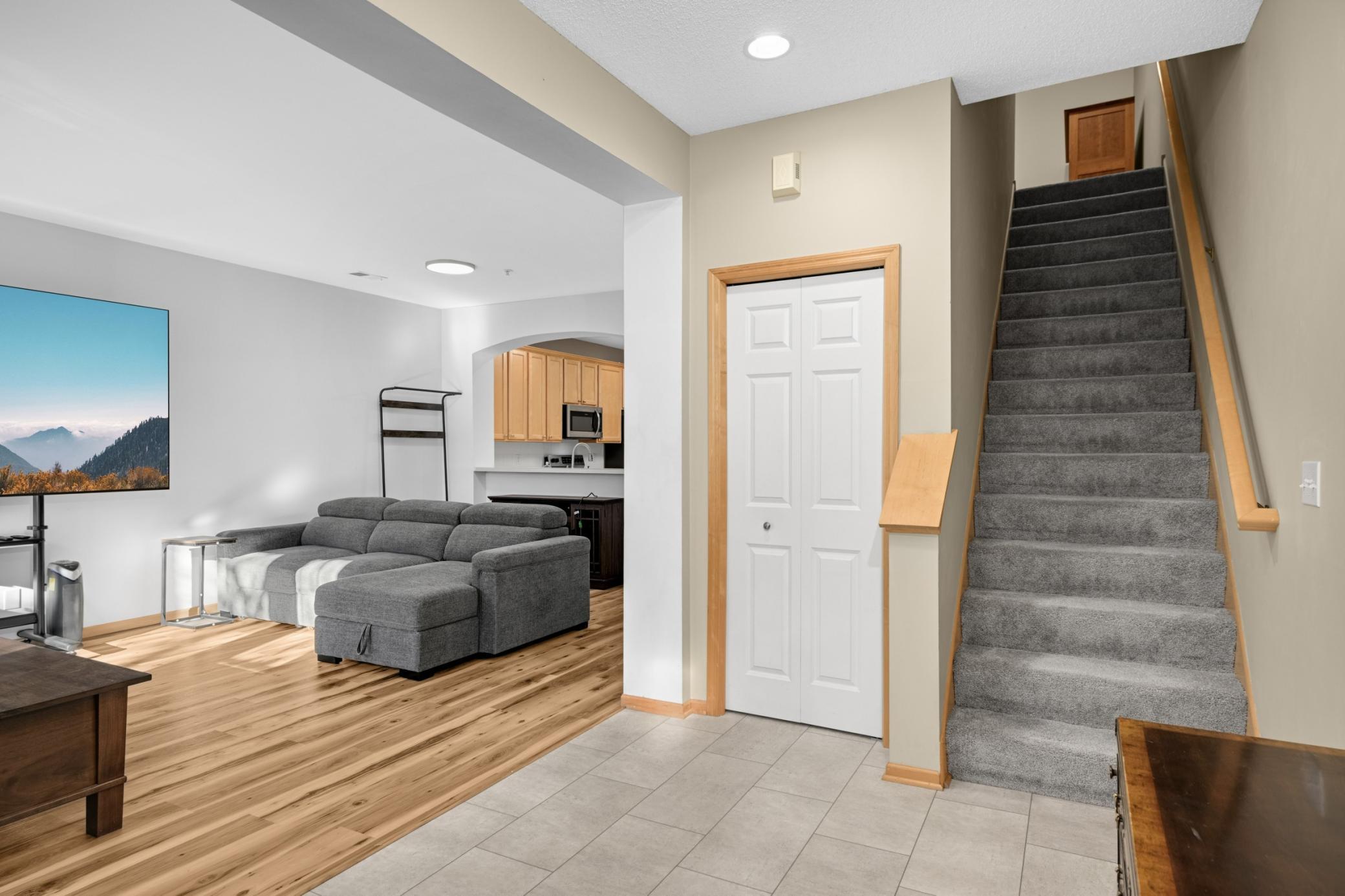 8517 Forestview Lane North Maple Grove, MN 55369 - Photo 3 of 22