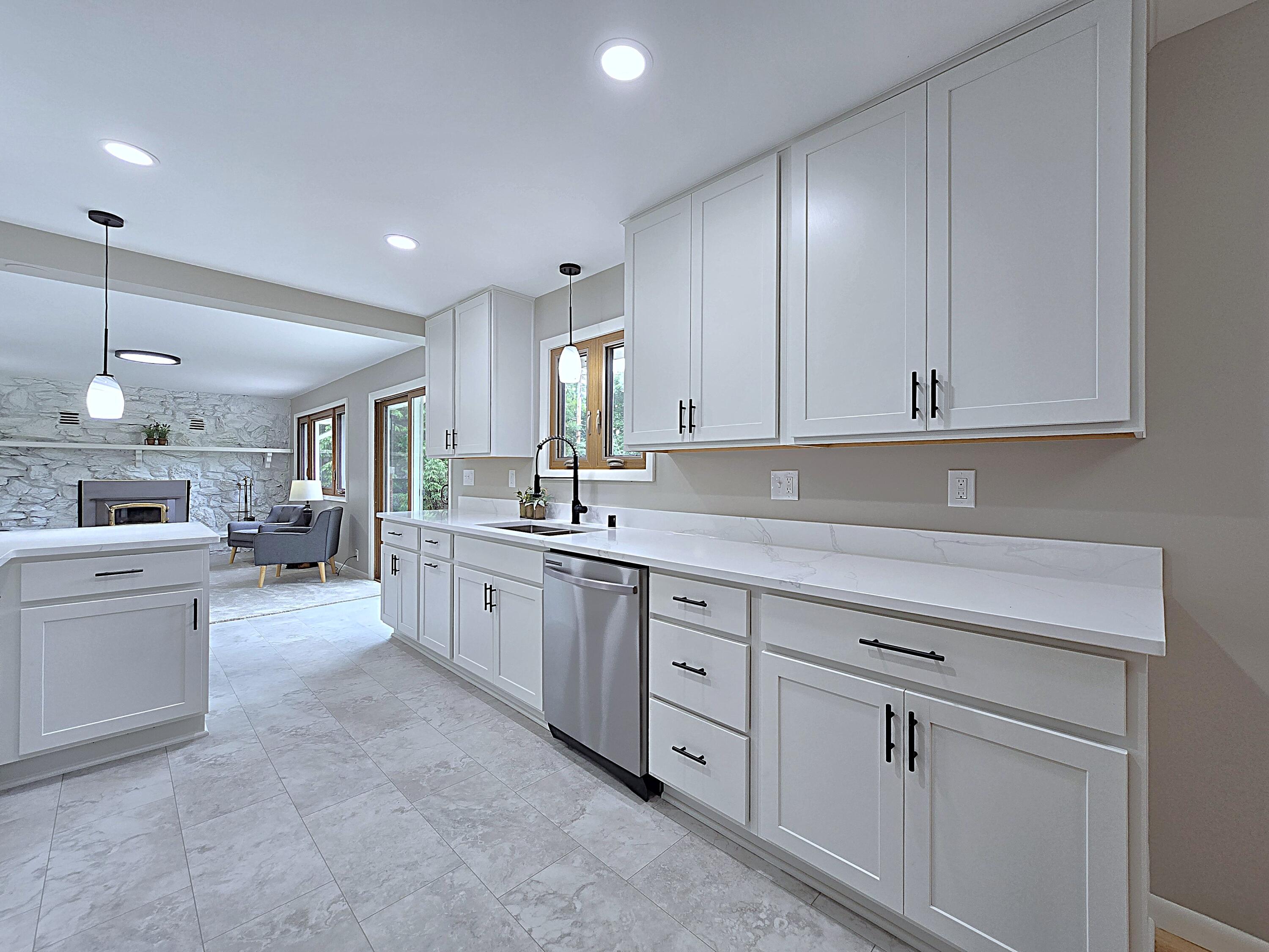 W136N7015 Claas Road Menomonee Falls, WI 53051 - Photo 7 of 54 All New Kitchen