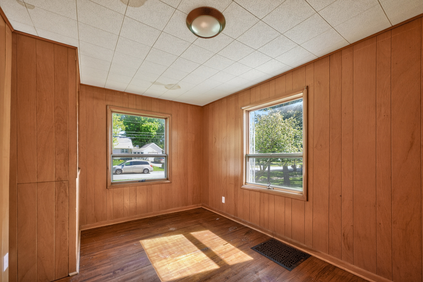 406 Locust Street Sycamore, IL 60178 - Photo 20 of 41