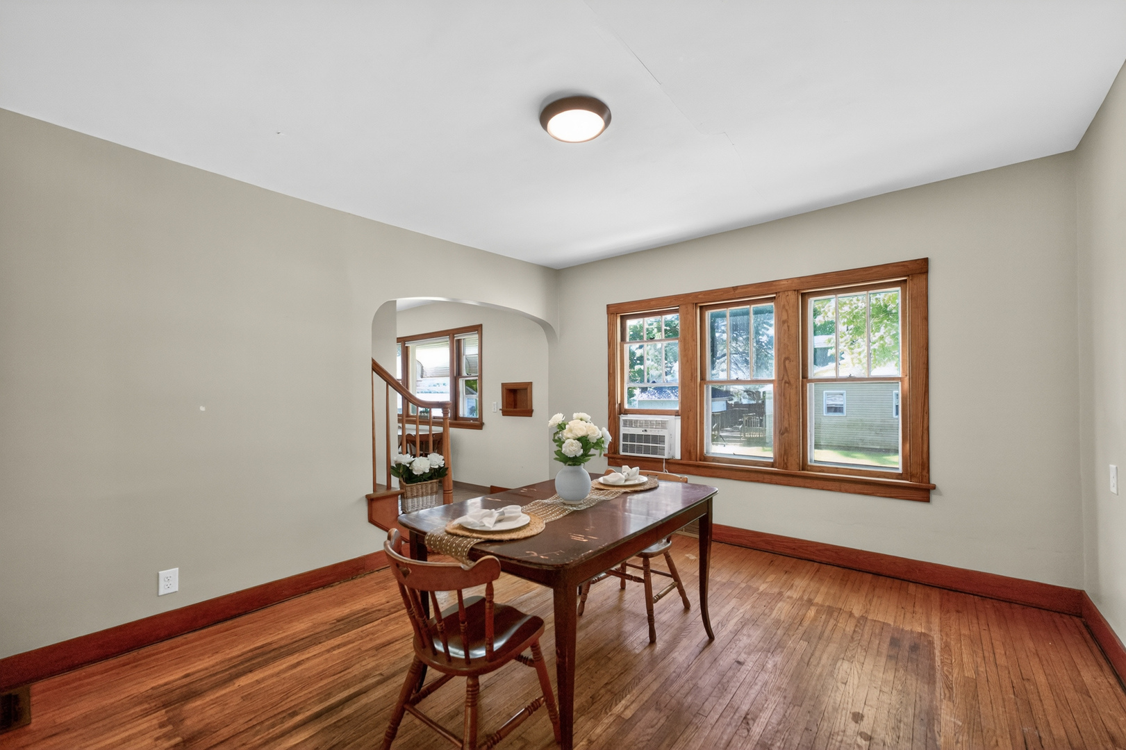 406 Locust Street Sycamore, IL 60178 - Photo 9 of 41