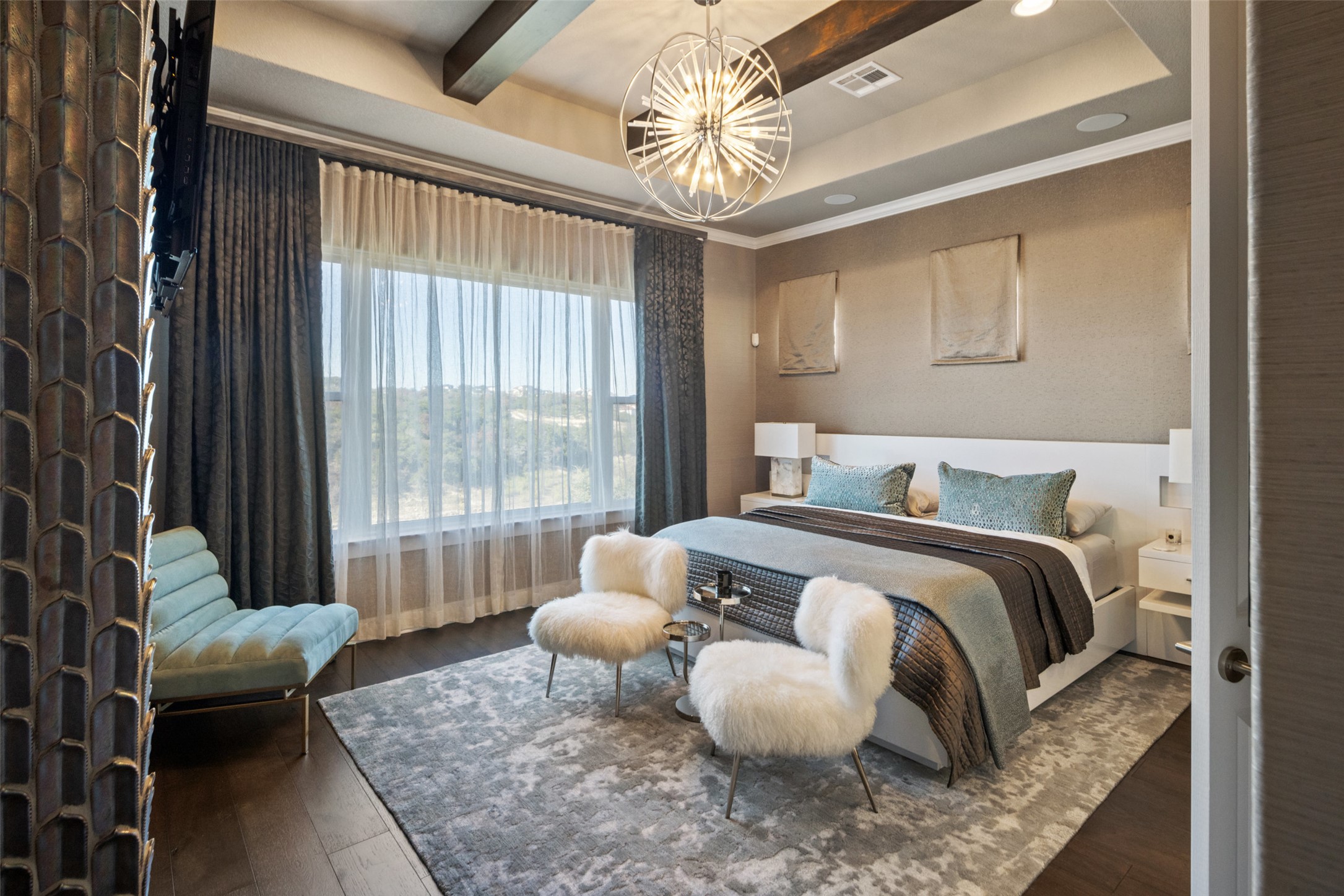 420 Marina View Way Austin, TX 78734 - Photo 14 of 32 a spacious bedroom with a bed and glass window