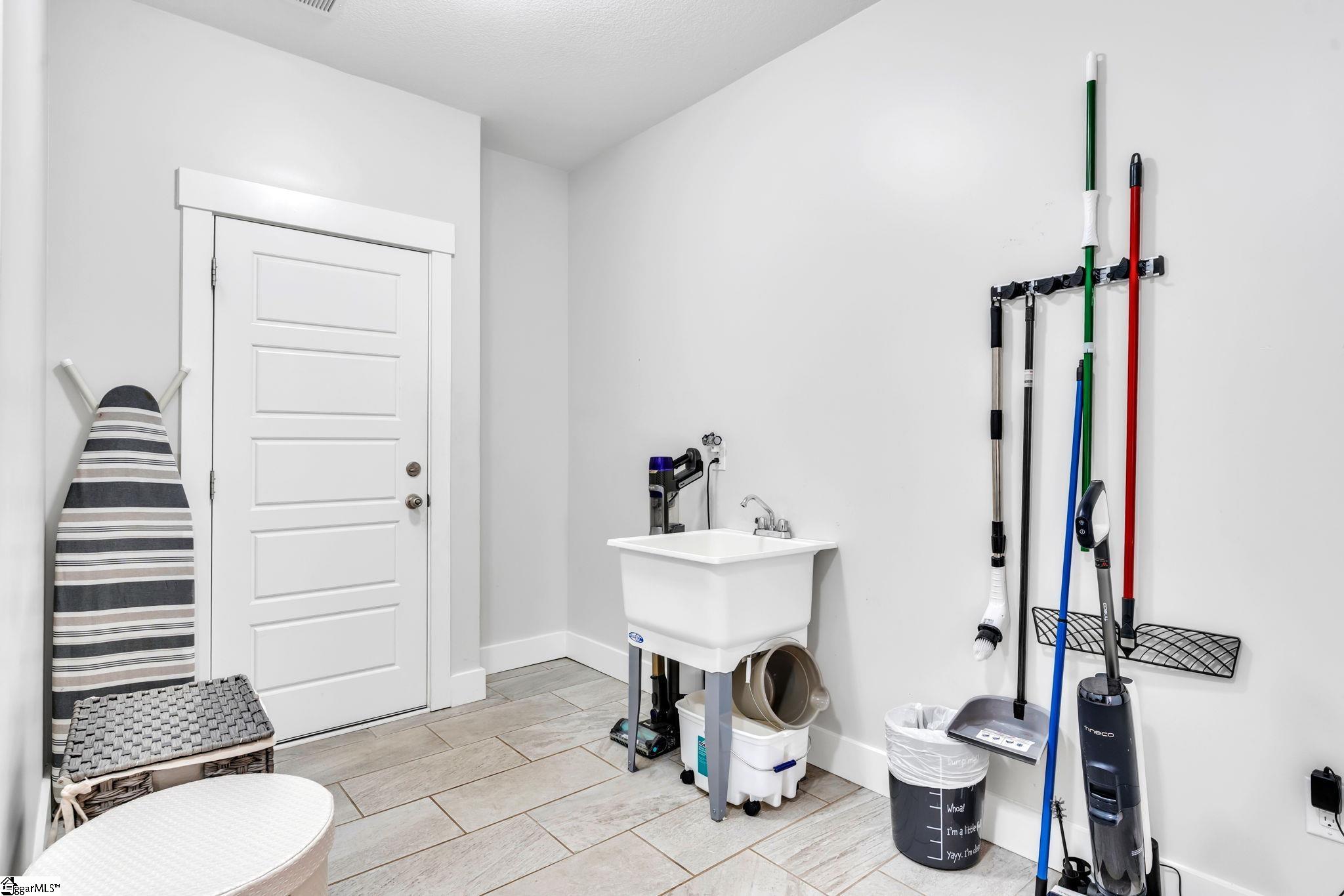 135 Weatherly Road Inman, SC 29349 - Photo 17 of 32 Gallery Image 17