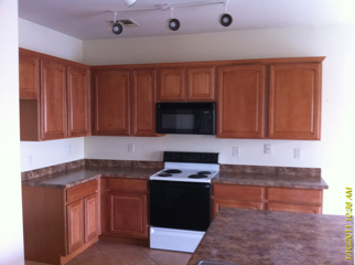 430 South 166th Avenue Goodyear, AZ 85338 - Photo 7 of 20 KITCHEN 1