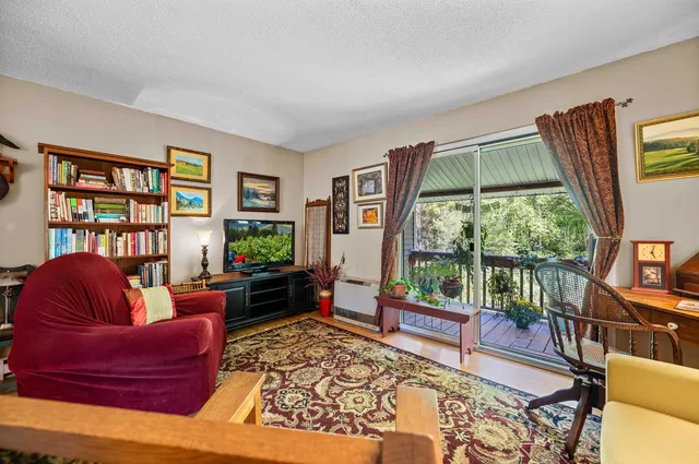 $210,000 | 82 Moretown Common Road, Unit 30, Moretown, VT 05660