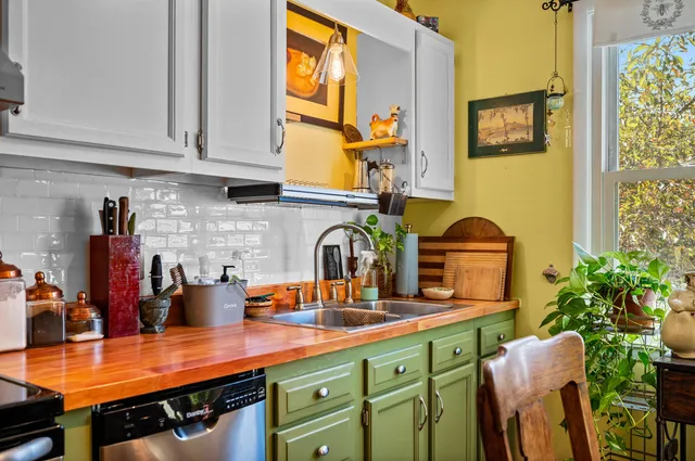 $210,000 | 82 Moretown Common Road, Unit 30, Moretown, VT 05660