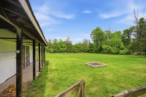 $1,350,000 | 10 Deer Ridge Road, Bernards, NJ 07920