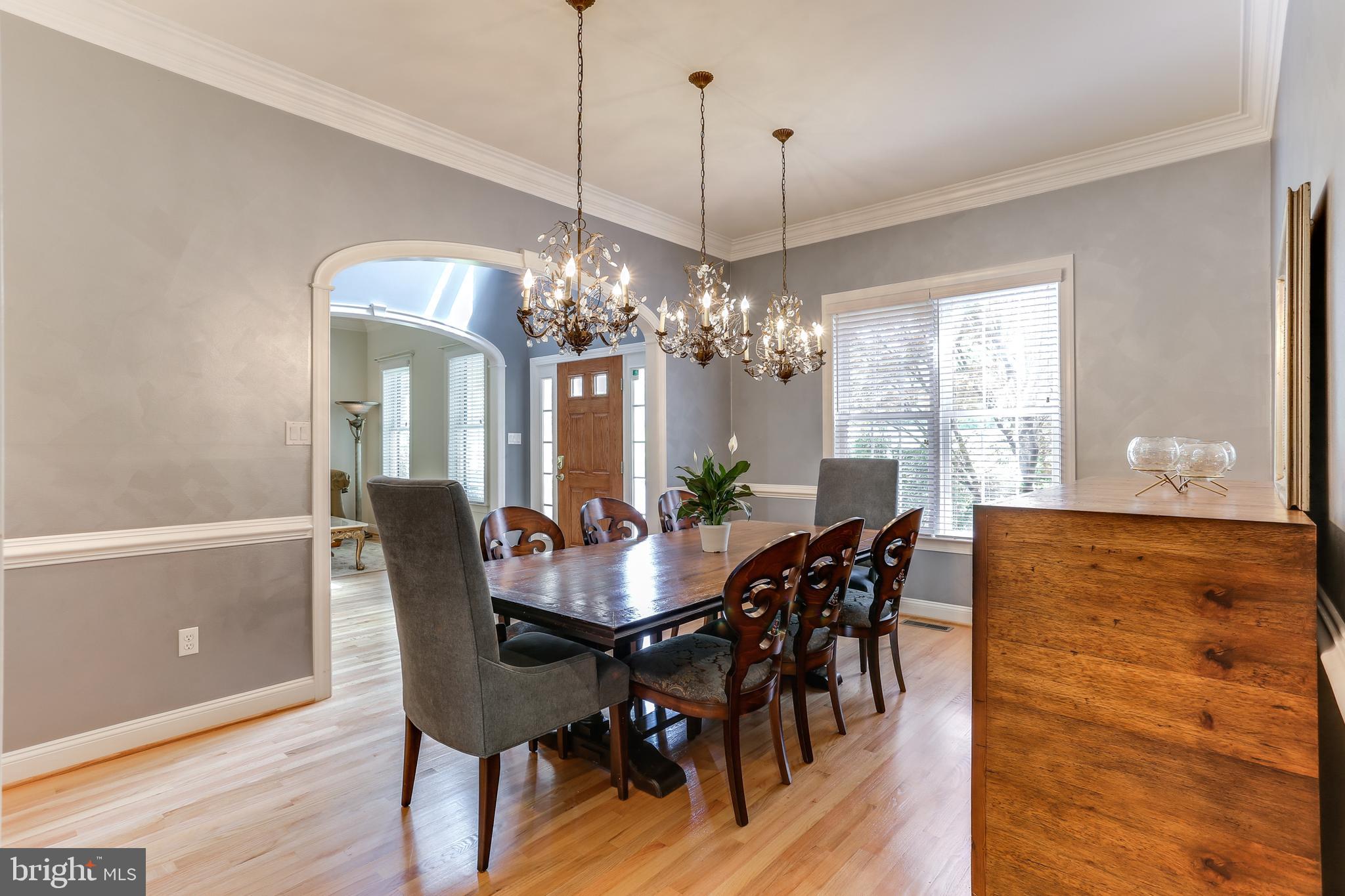 11814 Triadelphia Road Ellicott City, MD 21042 - Photo 8 of 59 Din Rm w/ Arched Drwys, Crown & Chair Rail Molding