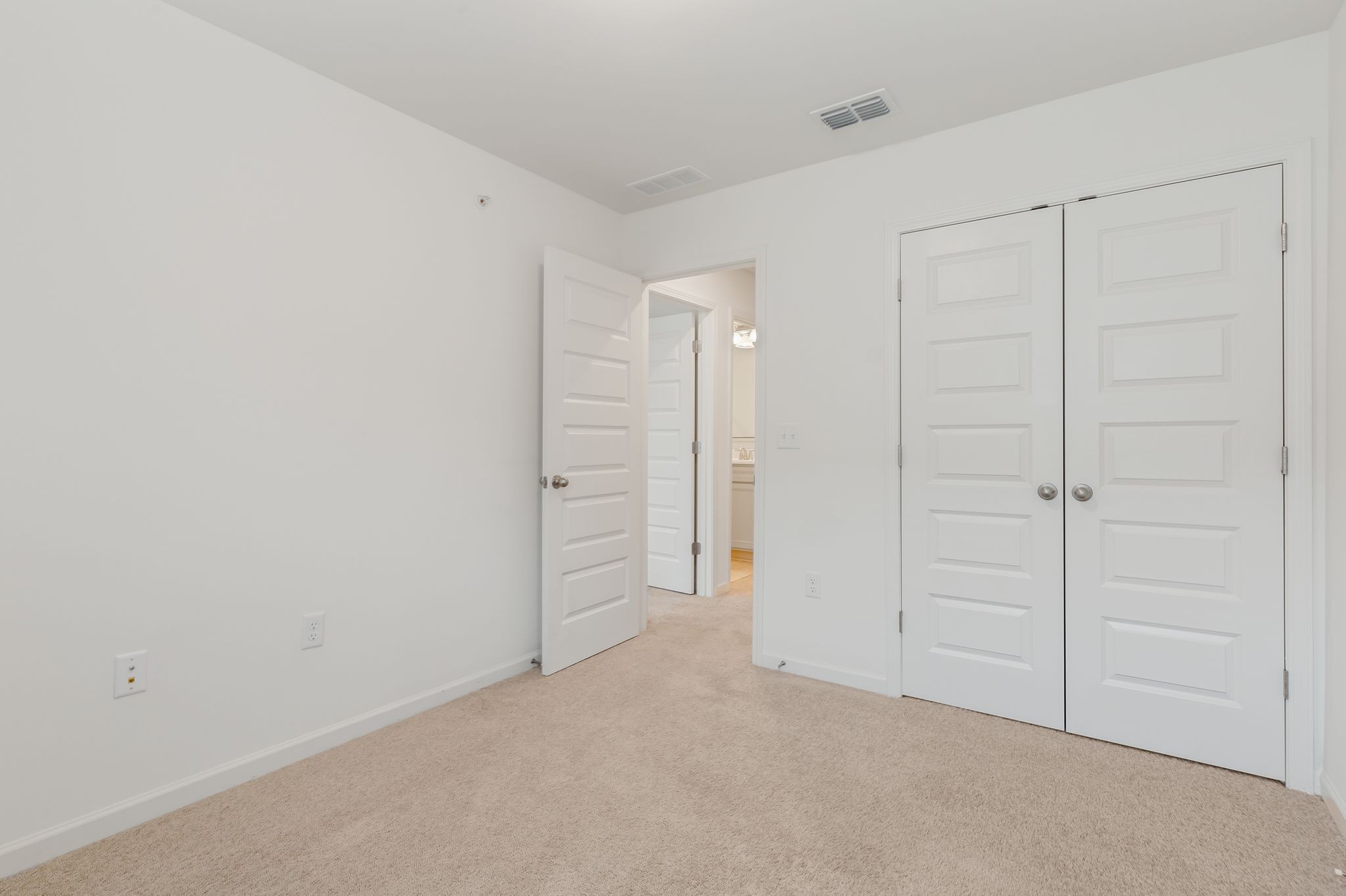3419 Deerchase Circle Murfreesboro, TN 37129 - Photo 28 of 37 a view of an empty room