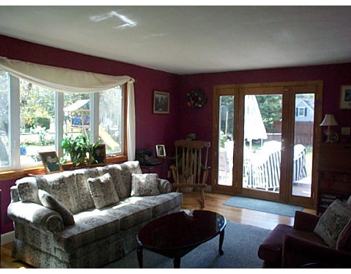 40 Whittemore Road Framingham, MA 01701 - Photo 3 of 7 Gallery Image 3
