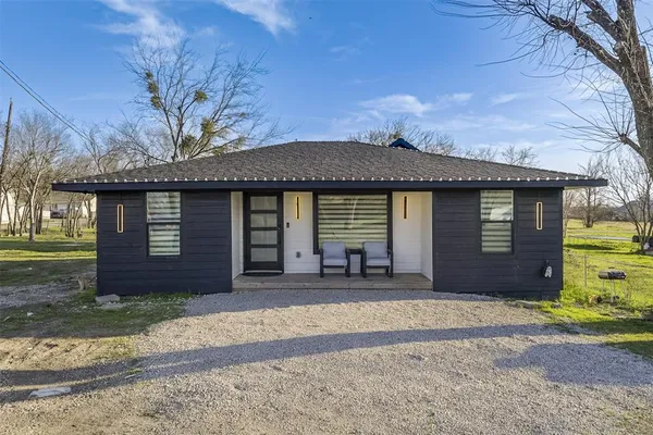 $220,000 | 602 Ferris Road, Ferris, TX 75125