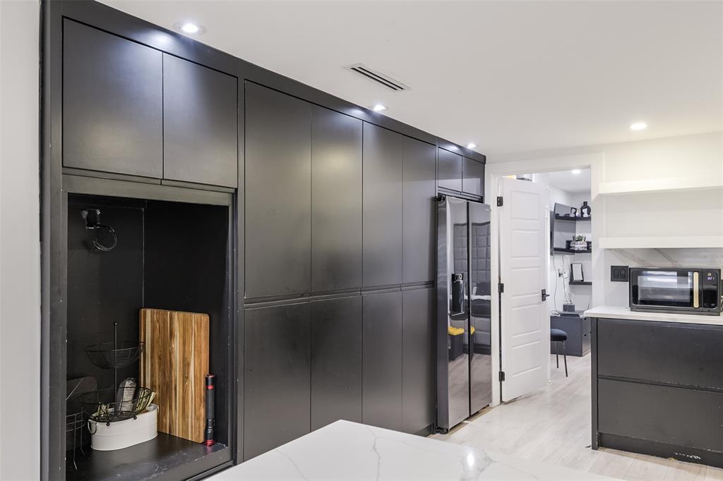 602 Ferris Road Ferris, TX 75125 - Photo 11 of 32 OVEN NEEDS TO BE ADDED