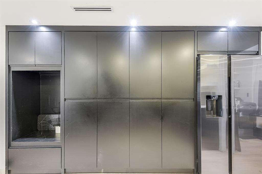 602 Ferris Road Ferris, TX 75125 - Photo 12 of 32