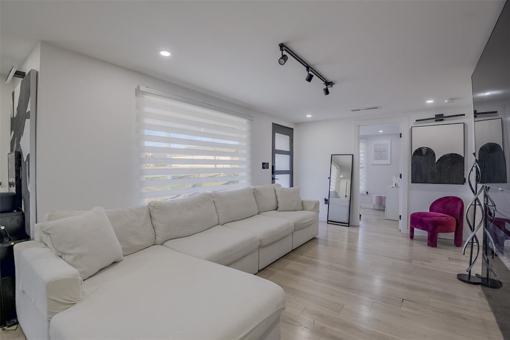 602 Ferris Road Ferris, TX 75125 - Photo 17 of 32