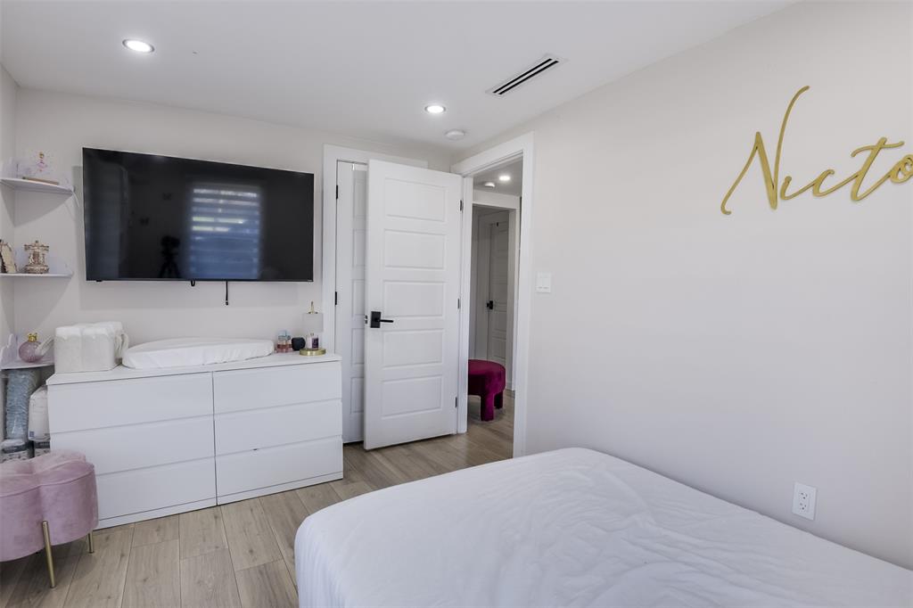 602 Ferris Road Ferris, TX 75125 - Photo 23 of 32 2ND BEDROOM