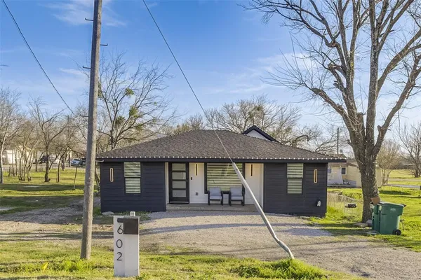 $214,000 | 602 Ferris Road, Ferris, TX 75125