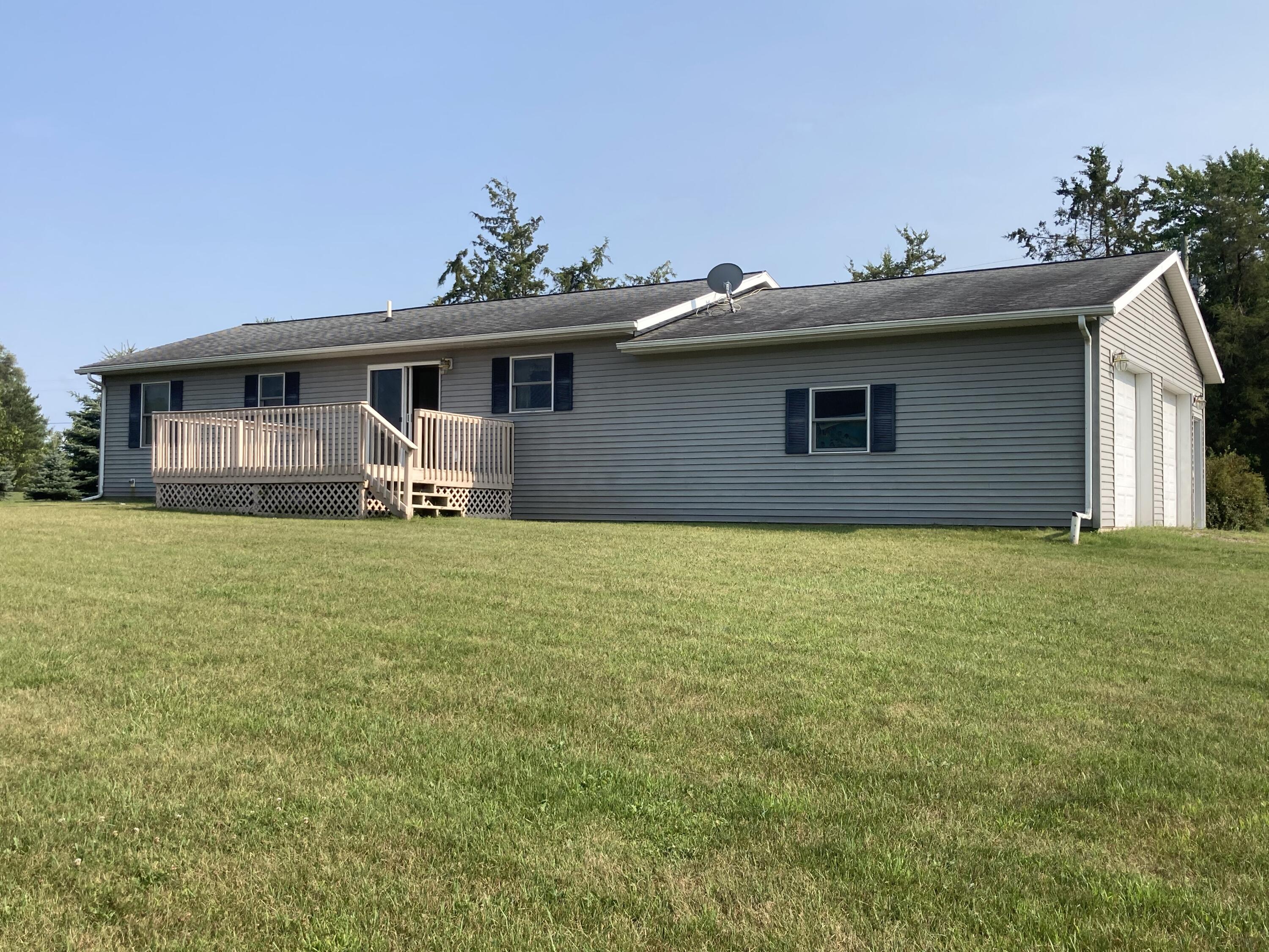 7893 East Mcbrides Road Edmore, MI 48829 - Photo 24 of 24 IMG_8253