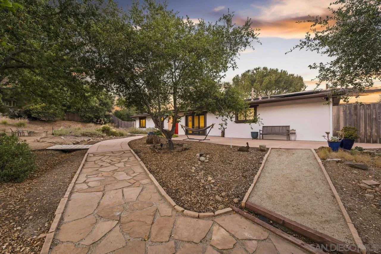 2952 Milpas Drive Escondido, CA 92029 - Photo 31 of 33 a view of outdoor space with seating area